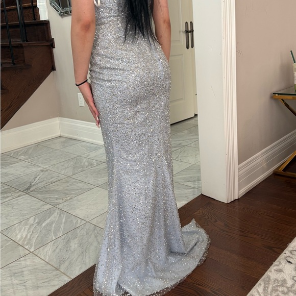 Elegant Silver Evening Dress - Picture 6 of 10